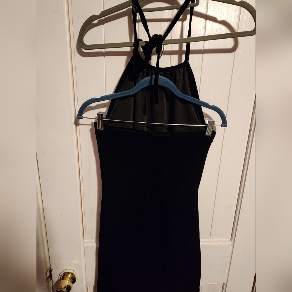 Noisy May Black, halter top velvet dress - Picture 4 of 5